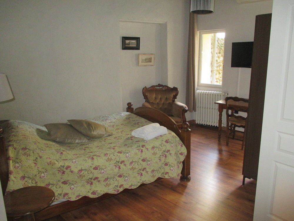Hotel Saint Florent Оранж Экстерьер фото