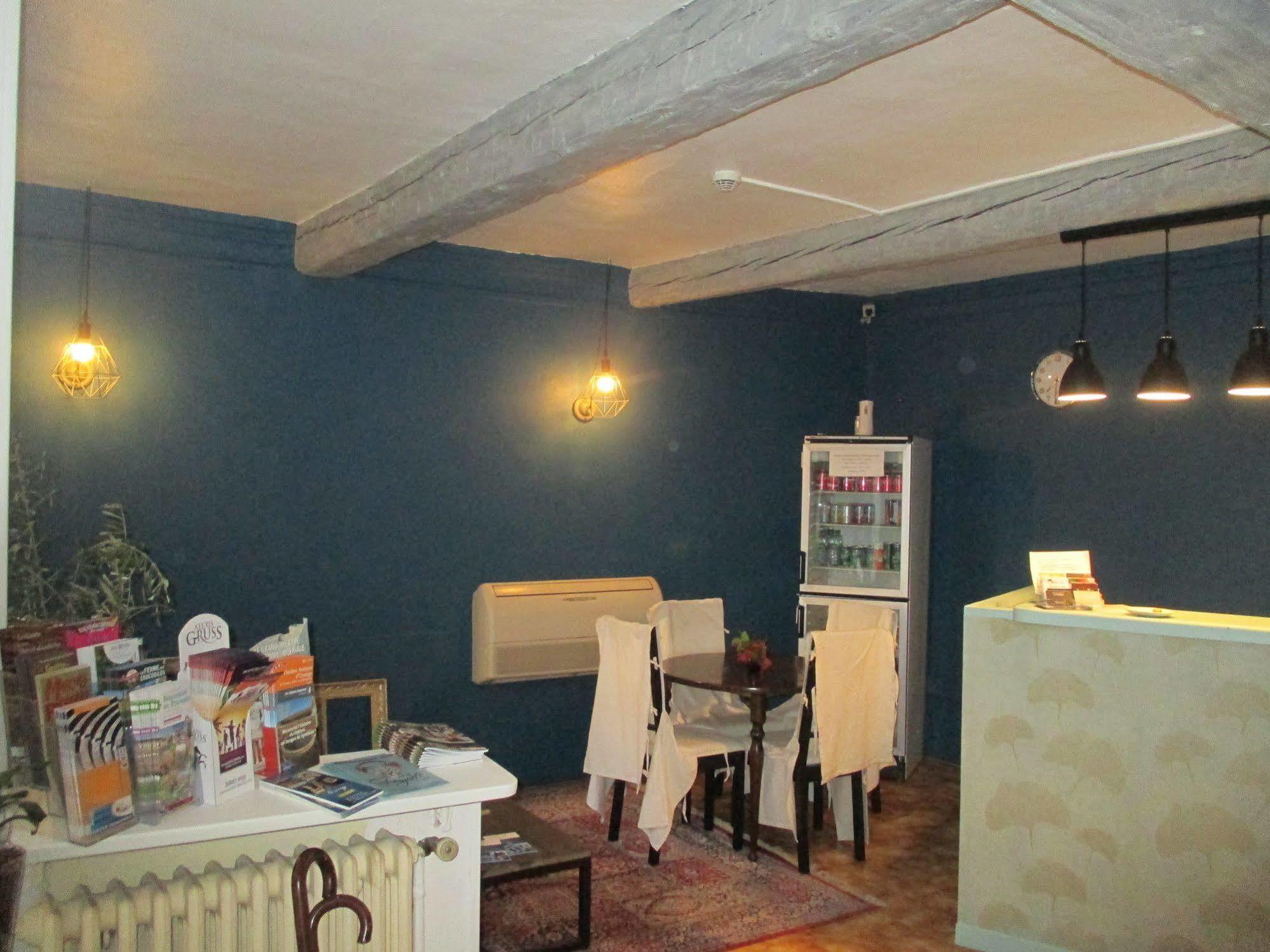 Hotel Saint Florent Оранж Экстерьер фото