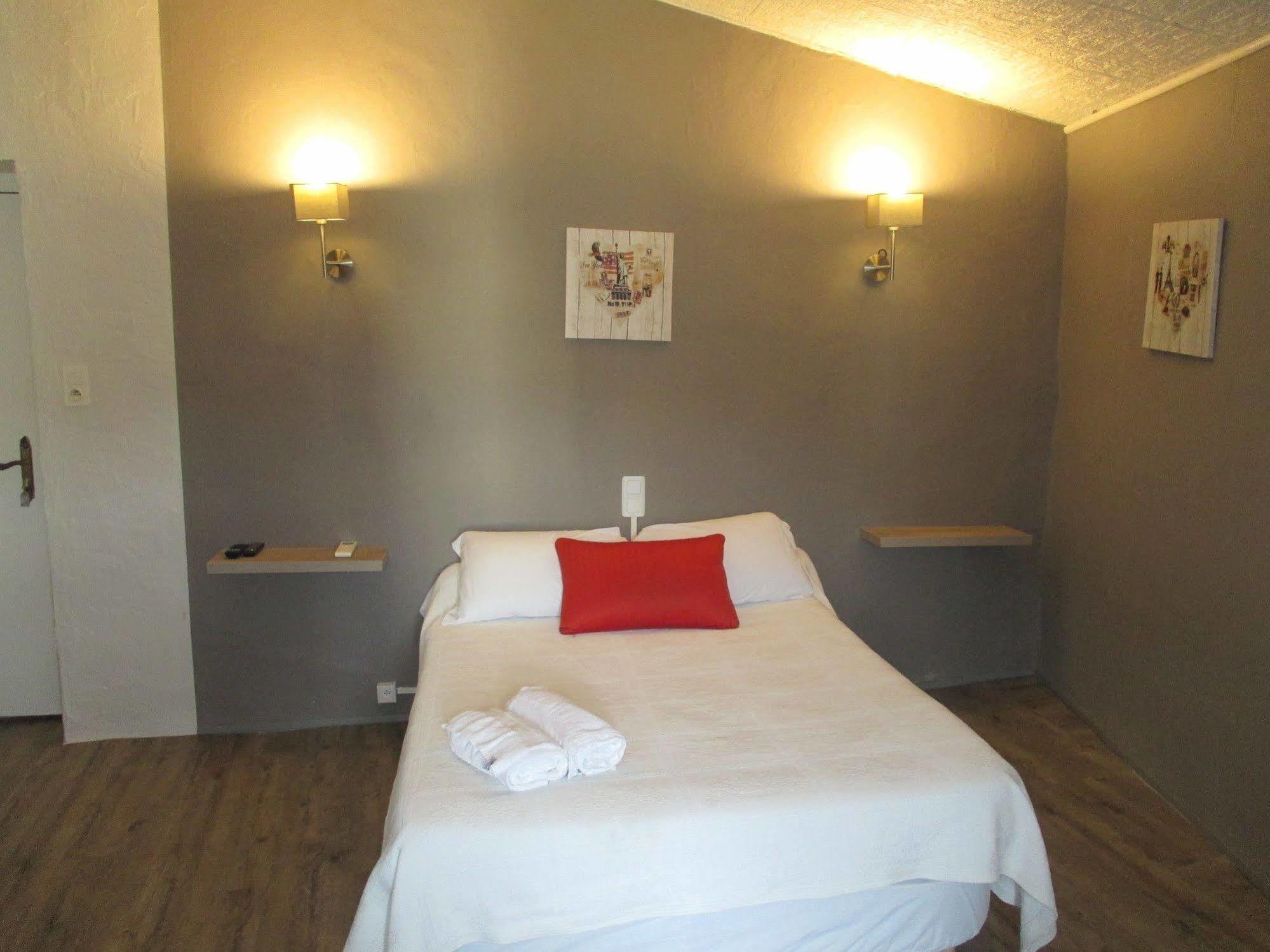 Hotel Saint Florent Оранж Экстерьер фото